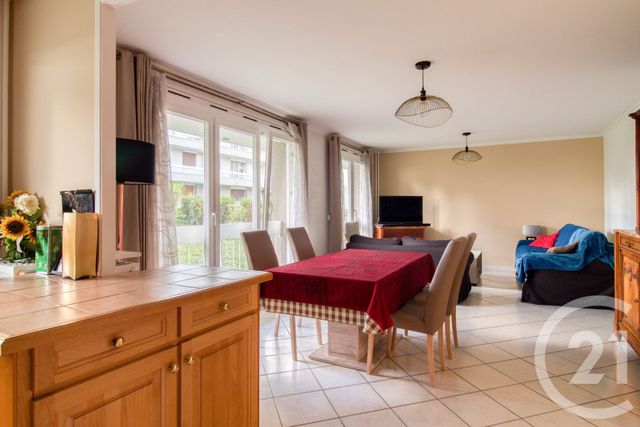 Appartement F5 à vendre - 5 pièces - 100.79 m2 - ERMONT - 95 - ILE-DE-FRANCE - Century 21 Auréa