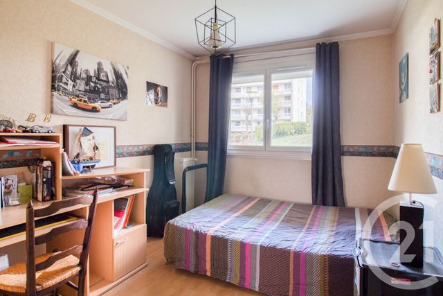 Appartement F5 à vendre - 5 pièces - 100.79 m2 - ERMONT - 95 - ILE-DE-FRANCE - Century 21 Auréa