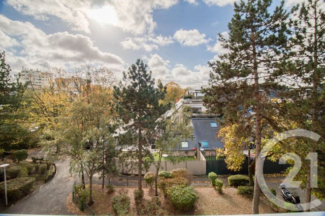 Appartement F3 à vendre - 3 pièces - 66.37 m2 - EPINAY SUR SEINE - 93 - ILE-DE-FRANCE - Century 21 Auréa