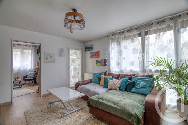 Appartement F3 à vendre - 3 pièces - 66.31 m2 - ERMONT - 95 - ILE-DE-FRANCE - Century 21 Auréa