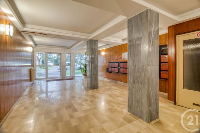 Appartement F2 à vendre - 2 pièces - 53.02 m2 - ERMONT - 95 - ILE-DE-FRANCE - Century 21 Auréa