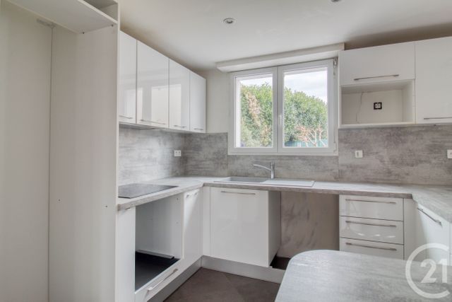 maison à vendre - 6 pièces - 102.0 m2 - LE PLESSIS BOUCHARD - 95 - ILE-DE-FRANCE - Century 21 Auréa