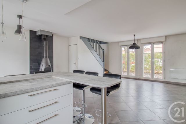 maison à vendre - 6 pièces - 102.0 m2 - LE PLESSIS BOUCHARD - 95 - ILE-DE-FRANCE - Century 21 Auréa