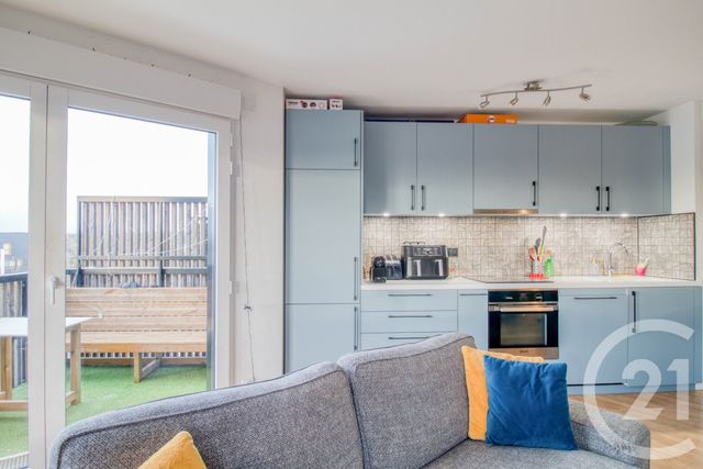 Appartement T3 à vendre - 3 pièces - 58.14 m2 - BESSANCOURT - 95 - ILE-DE-FRANCE - Century 21 Auréa