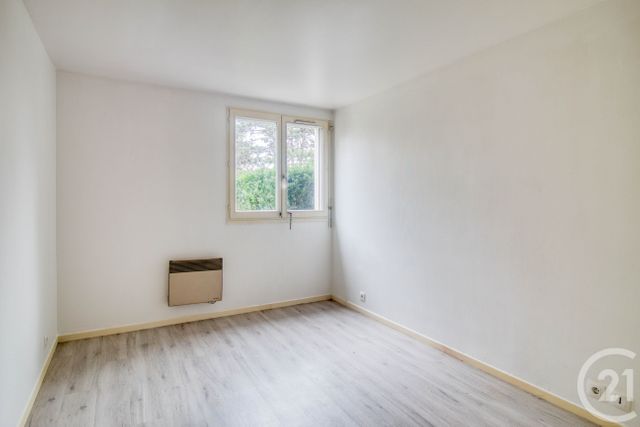 Appartement F2 à vendre - 2 pièces - 50.77 m2 - ERMONT - 95 - ILE-DE-FRANCE - Century 21 Auréa