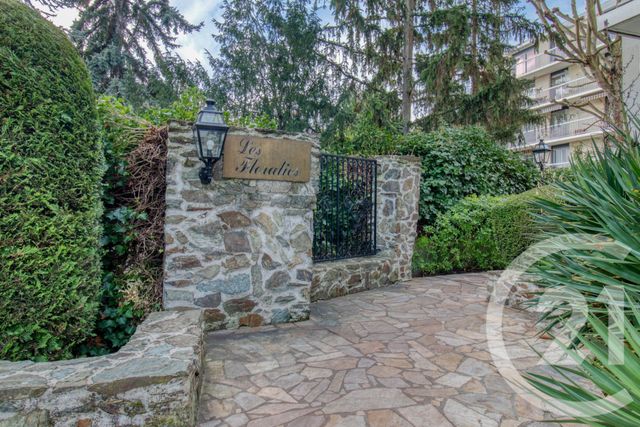 Appartement F3 à vendre - 3 pièces - 72.56 m2 - ERMONT - 95 - ILE-DE-FRANCE - Century 21 Auréa