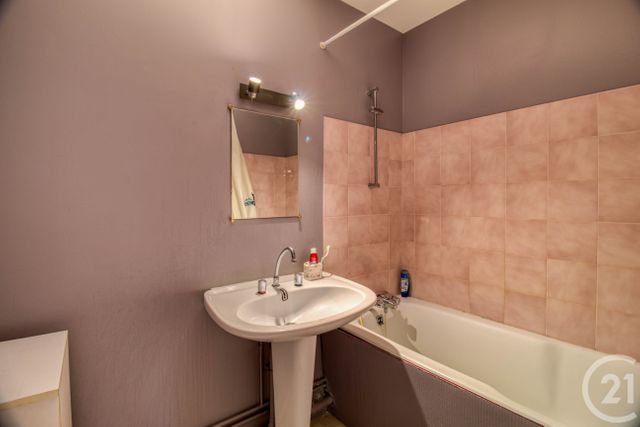 Appartement F2 à vendre - 2 pièces - 57.17 m2 - MERY SUR OISE - 95 - ILE-DE-FRANCE - Century 21 Auréa