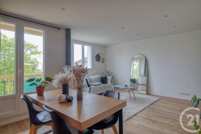 Appartement F3 à vendre - 3 pièces - 54.5 m2 - ERMONT - 95 - ILE-DE-FRANCE - Century 21 Auréa