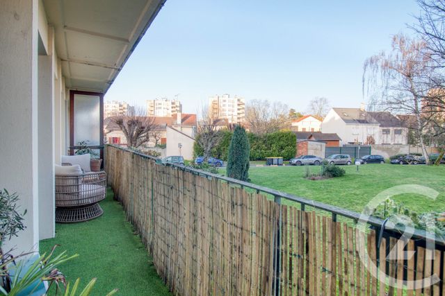 Appartement F3 à vendre - 3 pièces - 57.42 m2 - LE PLESSIS BOUCHARD - 95 - ILE-DE-FRANCE - Century 21 Auréa