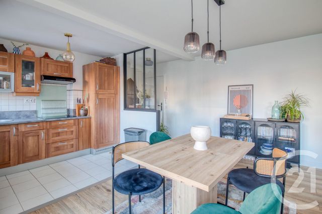 Appartement F3 à vendre - 3 pièces - 57.42 m2 - LE PLESSIS BOUCHARD - 95 - ILE-DE-FRANCE - Century 21 Auréa