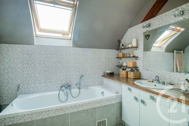 maison à vendre - 5 pièces - 151.0 m2 - ST LEU LA FORET - 95 - ILE-DE-FRANCE - Century 21 Auréa