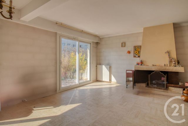 maison à vendre - 7 pièces - 145.0 m2 - LE PLESSIS BOUCHARD - 95 - ILE-DE-FRANCE - Century 21 Auréa