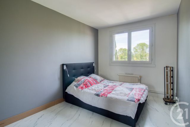 Appartement F4 à vendre - 4 pièces - 81.88 m2 - ERMONT - 95 - ILE-DE-FRANCE - Century 21 Auréa