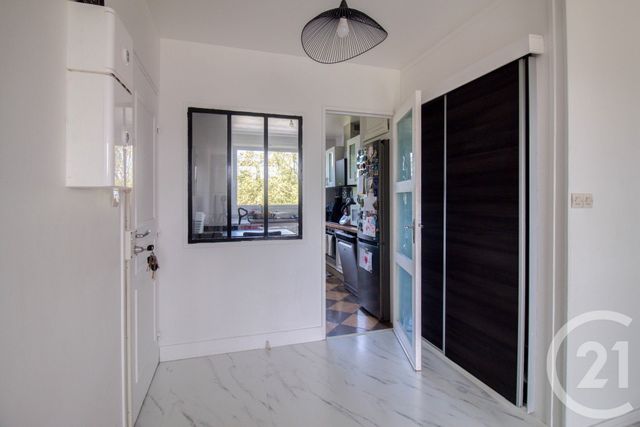 Appartement F4 à vendre - 4 pièces - 81.88 m2 - ERMONT - 95 - ILE-DE-FRANCE - Century 21 Auréa