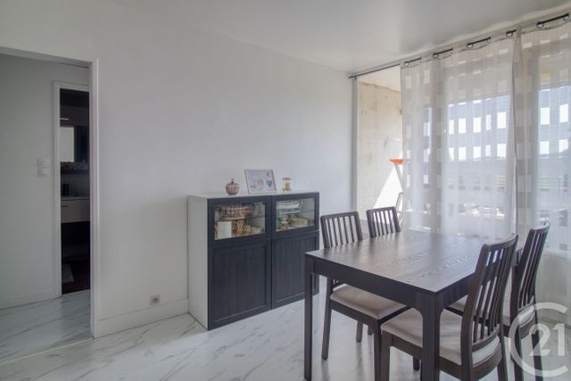 Appartement F4 à vendre - 4 pièces - 81.88 m2 - ERMONT - 95 - ILE-DE-FRANCE - Century 21 Auréa