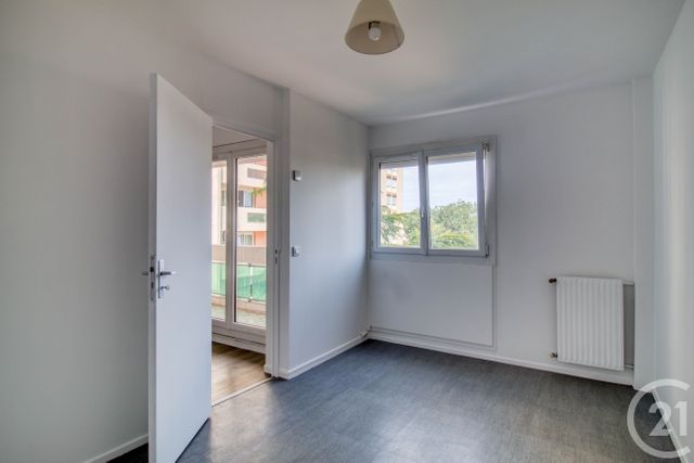 Appartement F4 à vendre - 4 pièces - 79.78 m2 - EPINAY SUR SEINE - 93 - ILE-DE-FRANCE - Century 21 Auréa