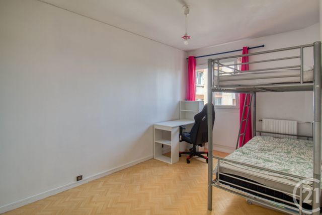 Appartement F4 à vendre - 4 pièces - 79.78 m2 - EPINAY SUR SEINE - 93 - ILE-DE-FRANCE - Century 21 Auréa