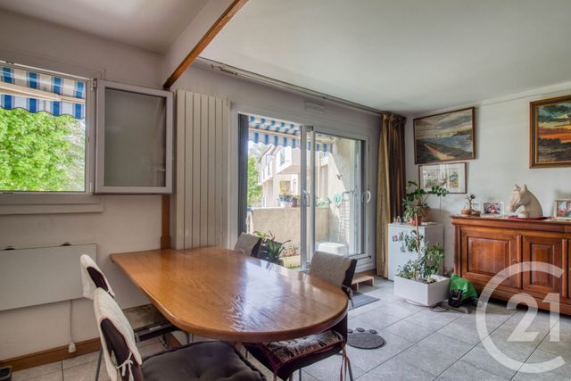 Appartement F3 à vendre - 3 pièces - 71.59 m2 - ERMONT - 95 - ILE-DE-FRANCE - Century 21 Auréa