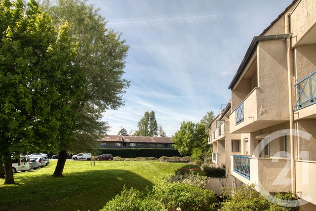 Appartement F3 à vendre - 3 pièces - 71.59 m2 - ERMONT - 95 - ILE-DE-FRANCE - Century 21 Auréa