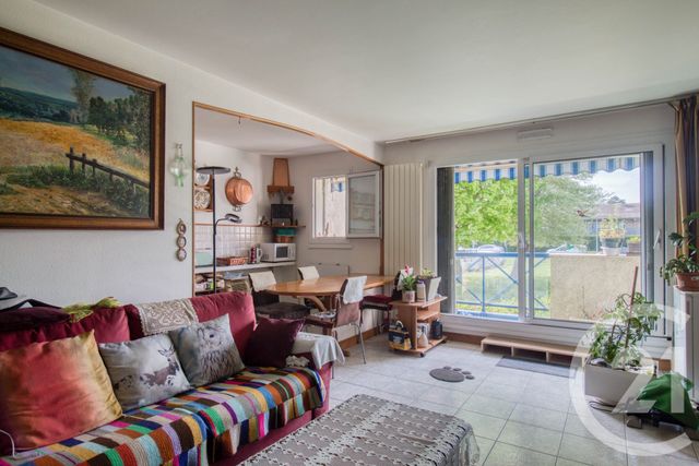 Appartement F3 à vendre - 3 pièces - 71.59 m2 - ERMONT - 95 - ILE-DE-FRANCE - Century 21 Auréa