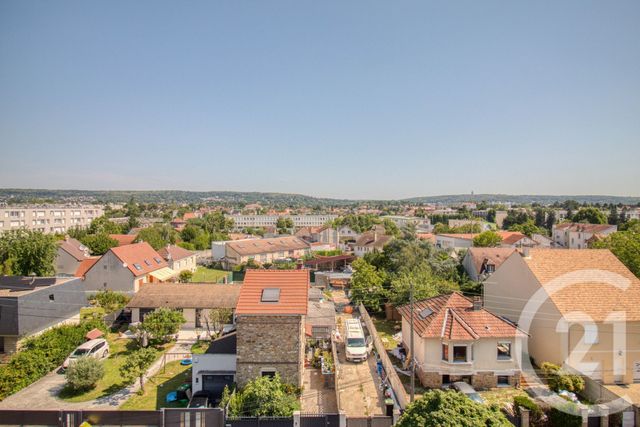 Appartement F4 à vendre - 4 pièces - 89.25 m2 - ERMONT - 95 - ILE-DE-FRANCE - Century 21 Auréa