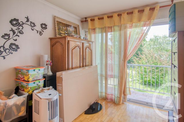 Appartement F4 à vendre - 4 pièces - 79.02 m2 - LE PLESSIS BOUCHARD - 95 - ILE-DE-FRANCE - Century 21 Auréa