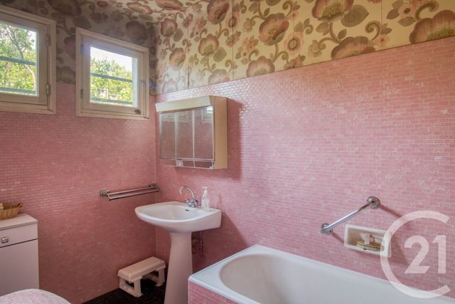 maison à vendre - 7 pièces - 121.37 m2 - ERMONT - 95 - ILE-DE-FRANCE - Century 21 Auréa