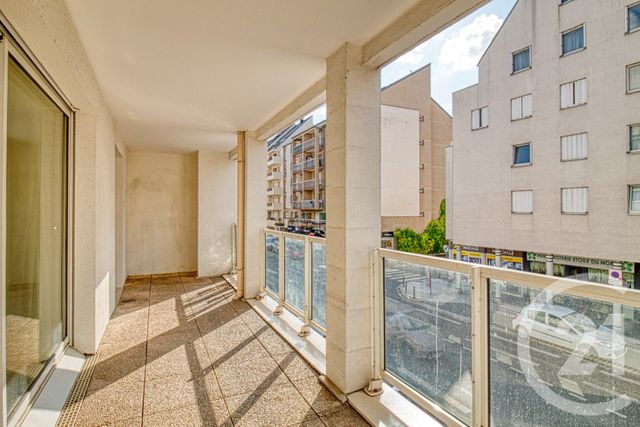 Appartement F2 à vendre - 2 pièces - 52.0 m2 - ERMONT - 95 - ILE-DE-FRANCE - Century 21 Auréa