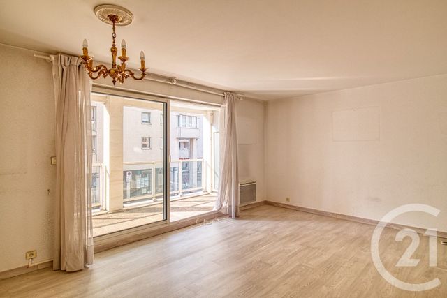 Appartement F2 à vendre - 2 pièces - 52.0 m2 - ERMONT - 95 - ILE-DE-FRANCE - Century 21 Auréa