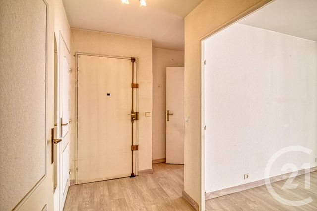 Appartement F2 à vendre - 2 pièces - 52.0 m2 - ERMONT - 95 - ILE-DE-FRANCE - Century 21 Auréa