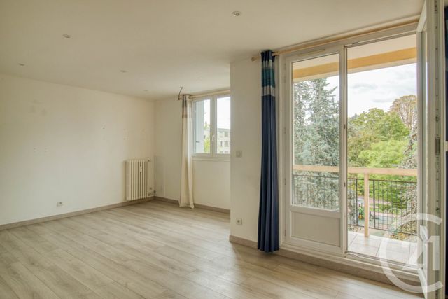 Appartement F3 à louer - 3 pièces - 54.19 m2 - ERMONT - 95 - ILE-DE-FRANCE - Century 21 Auréa