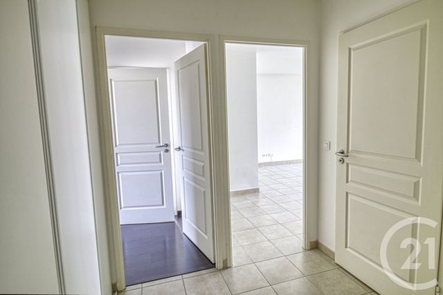Appartement F3 à louer - 3 pièces - 66.58 m2 - ERMONT - 95 - ILE-DE-FRANCE - Century 21 Auréa