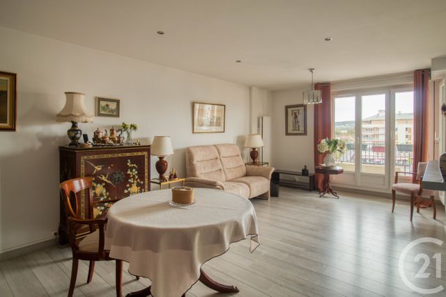 Appartement T3 à vendre - 3 pièces - 62.09 m2 - ERMONT - 95 - ILE-DE-FRANCE - Century 21 Auréa