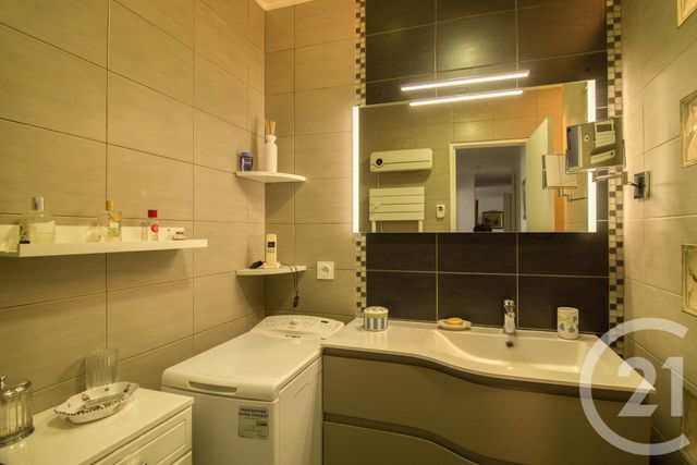 Appartement T3 à vendre - 3 pièces - 62.09 m2 - ERMONT - 95 - ILE-DE-FRANCE - Century 21 Auréa