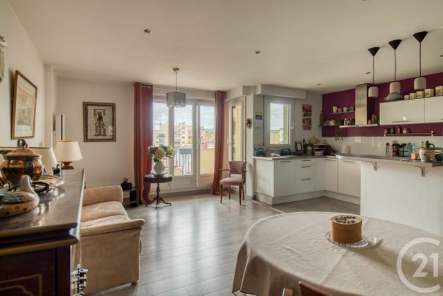 Appartement T3 à vendre - 3 pièces - 62.09 m2 - ERMONT - 95 - ILE-DE-FRANCE - Century 21 Auréa
