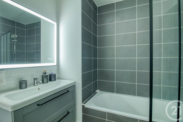 Appartement F3 à louer - 3 pièces - 60.78 m2 - EPINAY SUR SEINE - 93 - ILE-DE-FRANCE - Century 21 Auréa