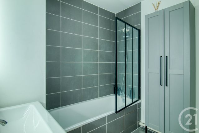Appartement F3 à louer - 3 pièces - 60.78 m2 - EPINAY SUR SEINE - 93 - ILE-DE-FRANCE - Century 21 Auréa