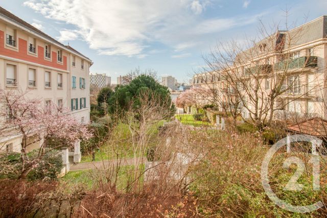 Appartement F3 à louer - 3 pièces - 63.7 m2 - ST GRATIEN - 95 - ILE-DE-FRANCE - Century 21 Auréa