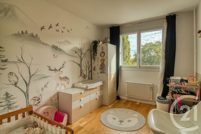 Appartement F5 à vendre - 5 pièces - 78.1 m2 - ERMONT - 95 - ILE-DE-FRANCE - Century 21 Auréa