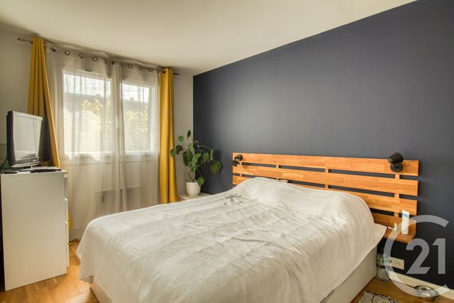 Appartement F5 à vendre - 5 pièces - 78.1 m2 - ERMONT - 95 - ILE-DE-FRANCE - Century 21 Auréa
