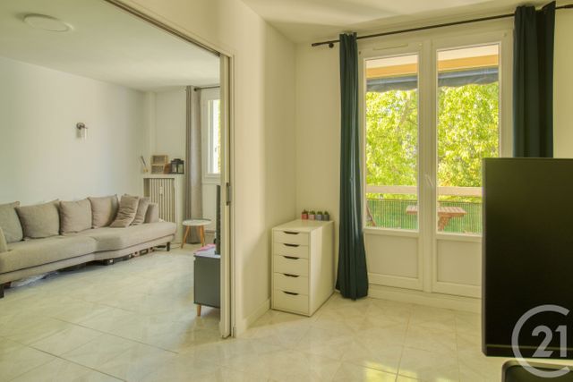 Appartement F3 à louer - 3 pièces - 55.1 m2 - ERMONT - 95 - ILE-DE-FRANCE - Century 21 Auréa