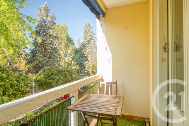 Appartement F3 à louer - 3 pièces - 55.1 m2 - ERMONT - 95 - ILE-DE-FRANCE - Century 21 Auréa