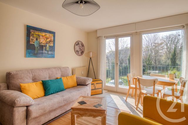 Appartement F3 à vendre - 3 pièces - 56.3 m2 - LE PLESSIS BOUCHARD - 95 - ILE-DE-FRANCE - Century 21 Auréa