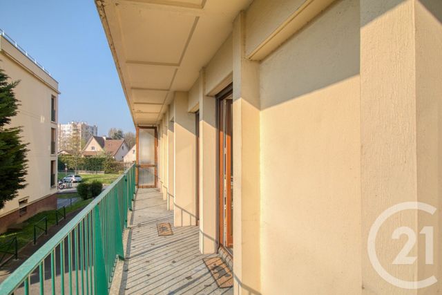 Appartement F3 à vendre - 3 pièces - 56.3 m2 - LE PLESSIS BOUCHARD - 95 - ILE-DE-FRANCE - Century 21 Auréa
