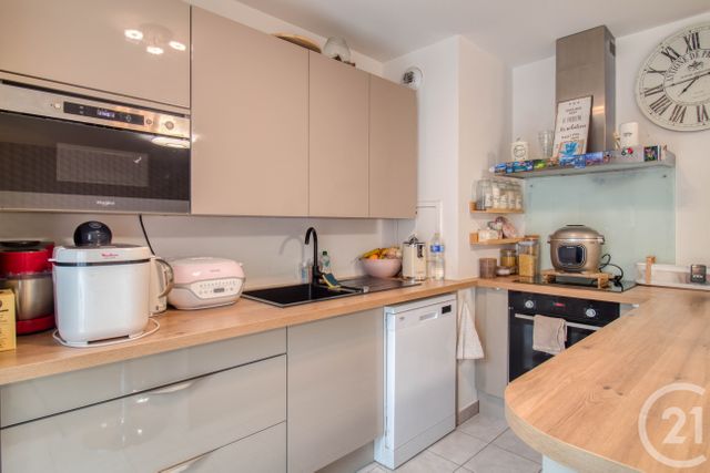 Appartement F3 à vendre - 3 pièces - 68.1 m2 - EAUBONNE - 95 - ILE-DE-FRANCE - Century 21 Auréa